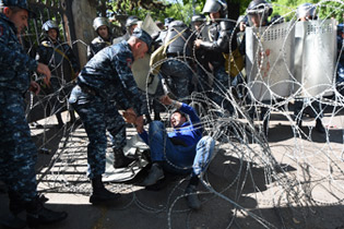 Акции против Саргсяна в Ереване
