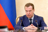 Медведев заявил, что США никогда не отменят санкции против России