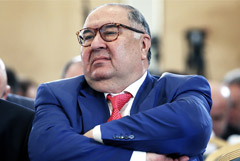 Усманов заявил, что не знал о решении уволить сотрудников "Коммерсанта"