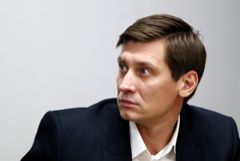 К Дмитрию Гудкову пришли с обысками