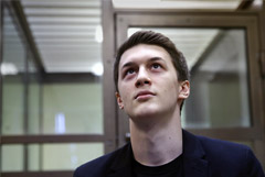Студент ВШЭ Жуков получил три года условно по обвинению в экстремистских призывах