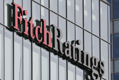 Fitch повысило рейтинги России до "ВВВ" со стабильным прогнозом